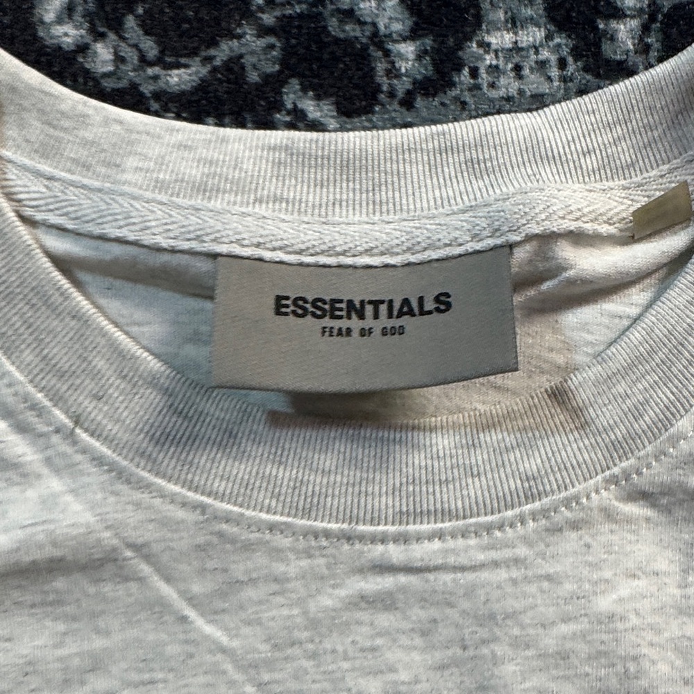 Fear of God Essentials Light Gray Tee - Picture 2 of 2